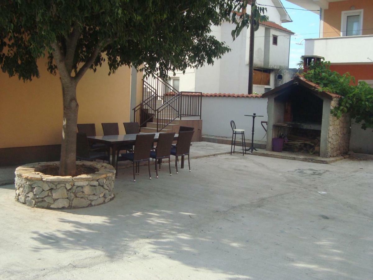 Apartment Ilina Βόντιτσε Εξωτερικό φωτογραφία